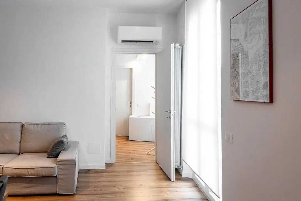 Gewiss Stadium Luxury Apartment With Terrace Bergamo Italy