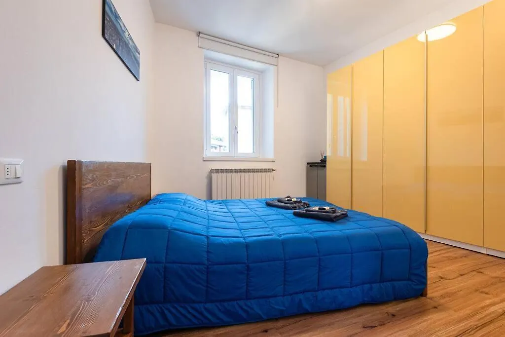 Gewiss Stadium Luxury Apartment With Terrace contacts